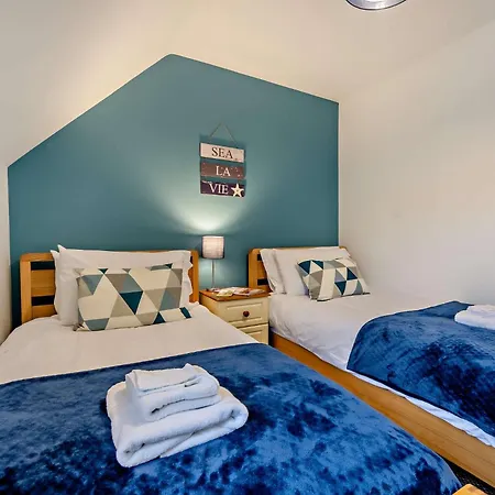 2 Bed In Filey 89281 בית נופש